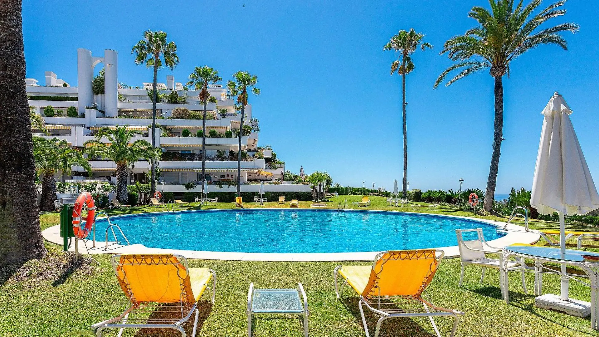 公寓 Las Lomas De Marbella Club